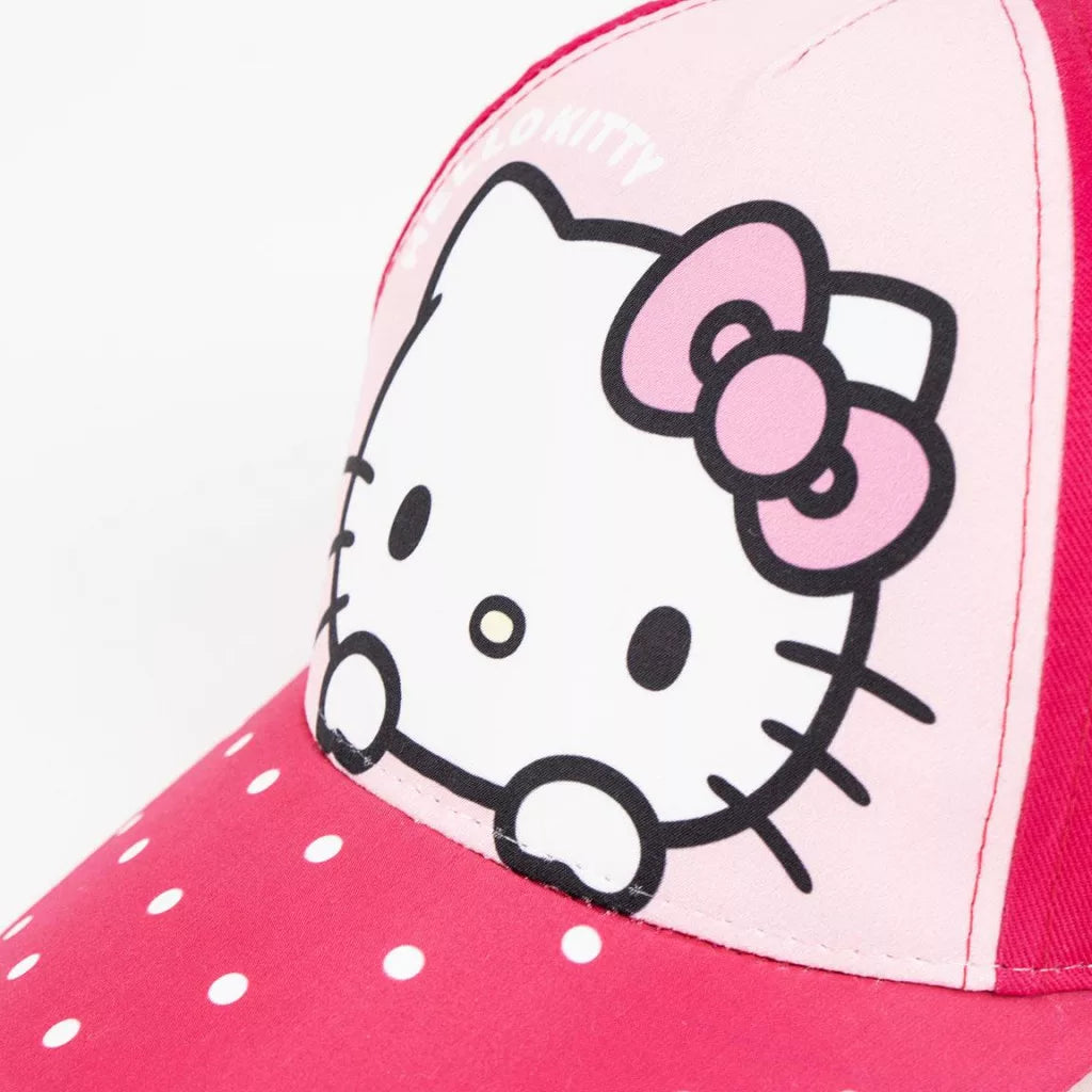 shapka s kozirka hello kitty