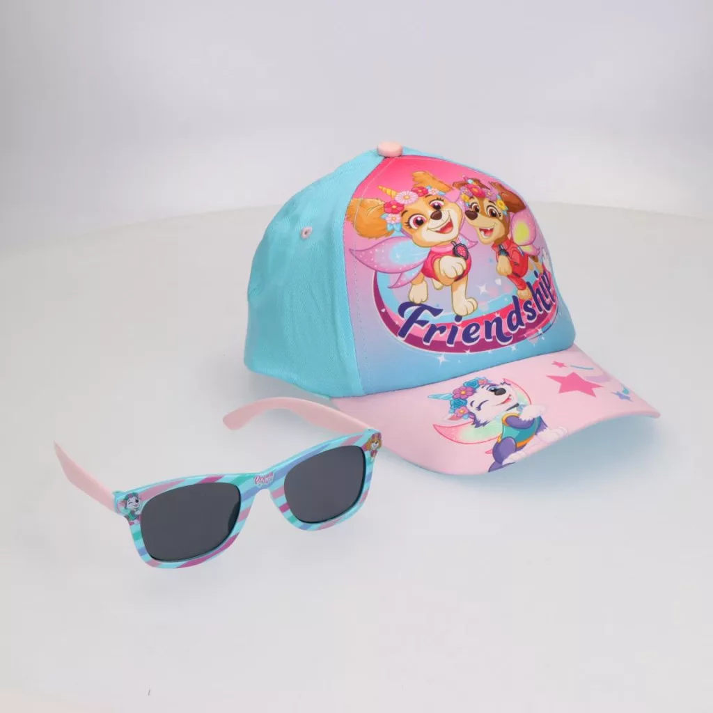 Детски аксесоари за лято и плаж - шапки и слънчеви очила