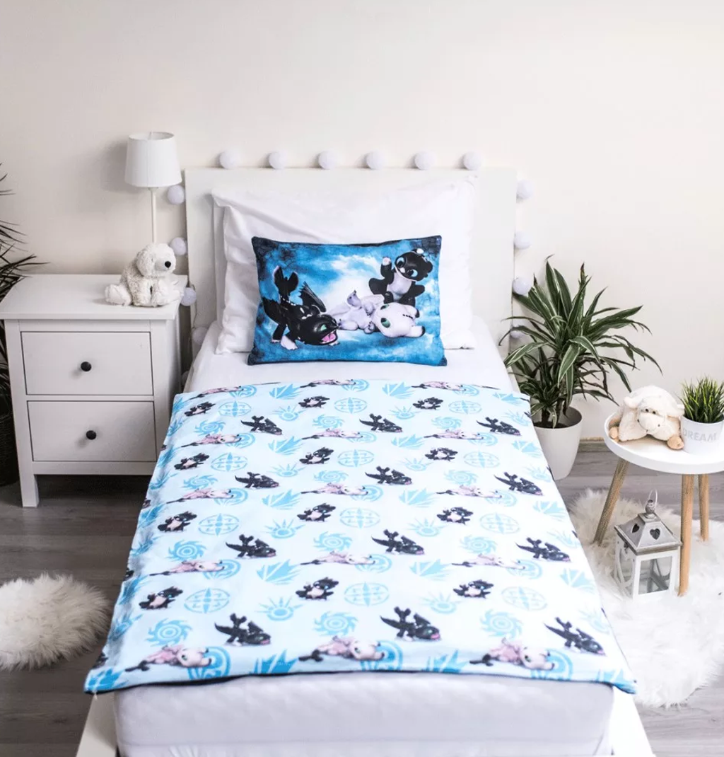 Spalen komplekt kak da si dresirash drakon - Detsko spalno belio za detsko leglo i bebe koshara