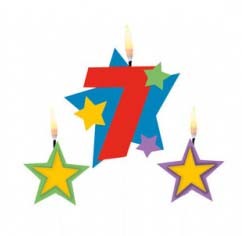 Цвят Номер 7 candle with Звездаs