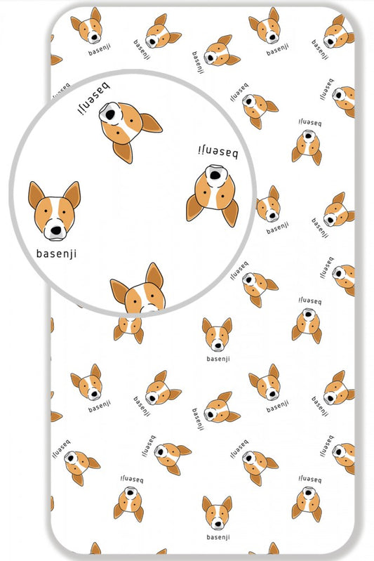 spalno belio charshaf s lastik kuche basenji