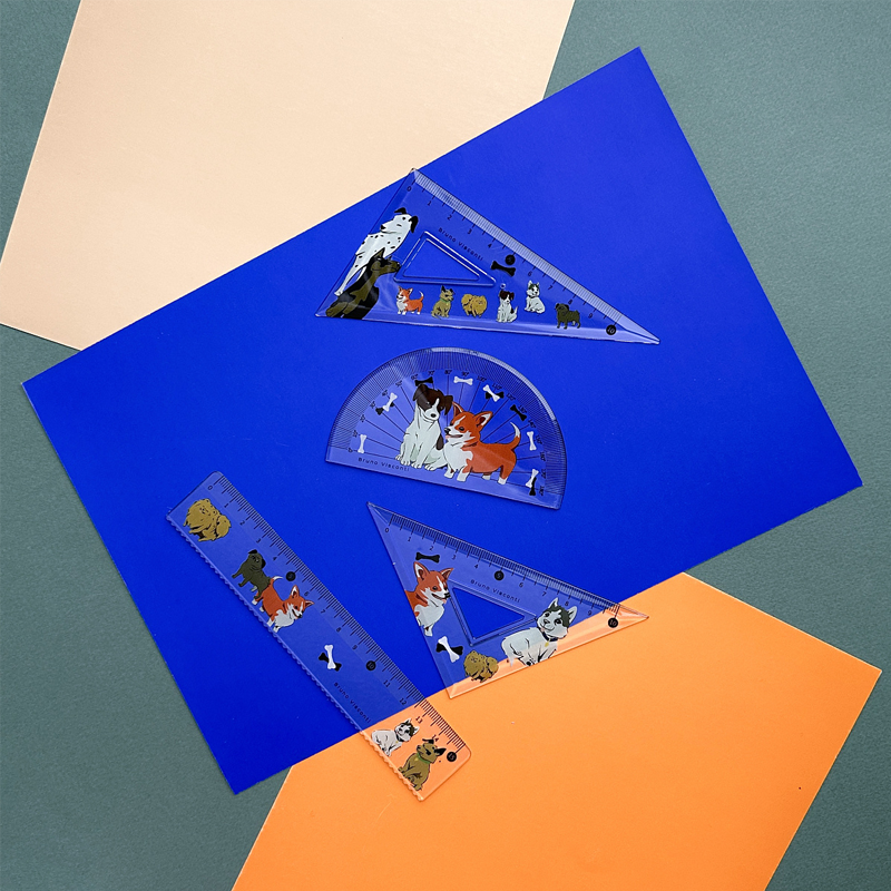 Ученически пособия и канцеларски матеряли